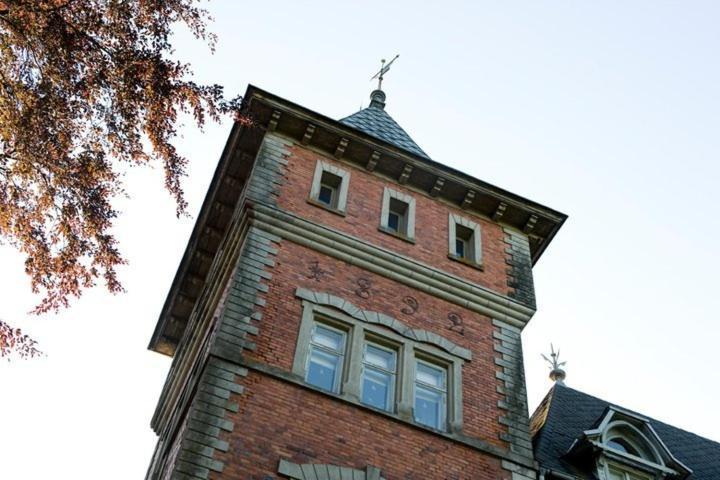 Thorskogs Slott Hotel Lödöse Buitenkant foto