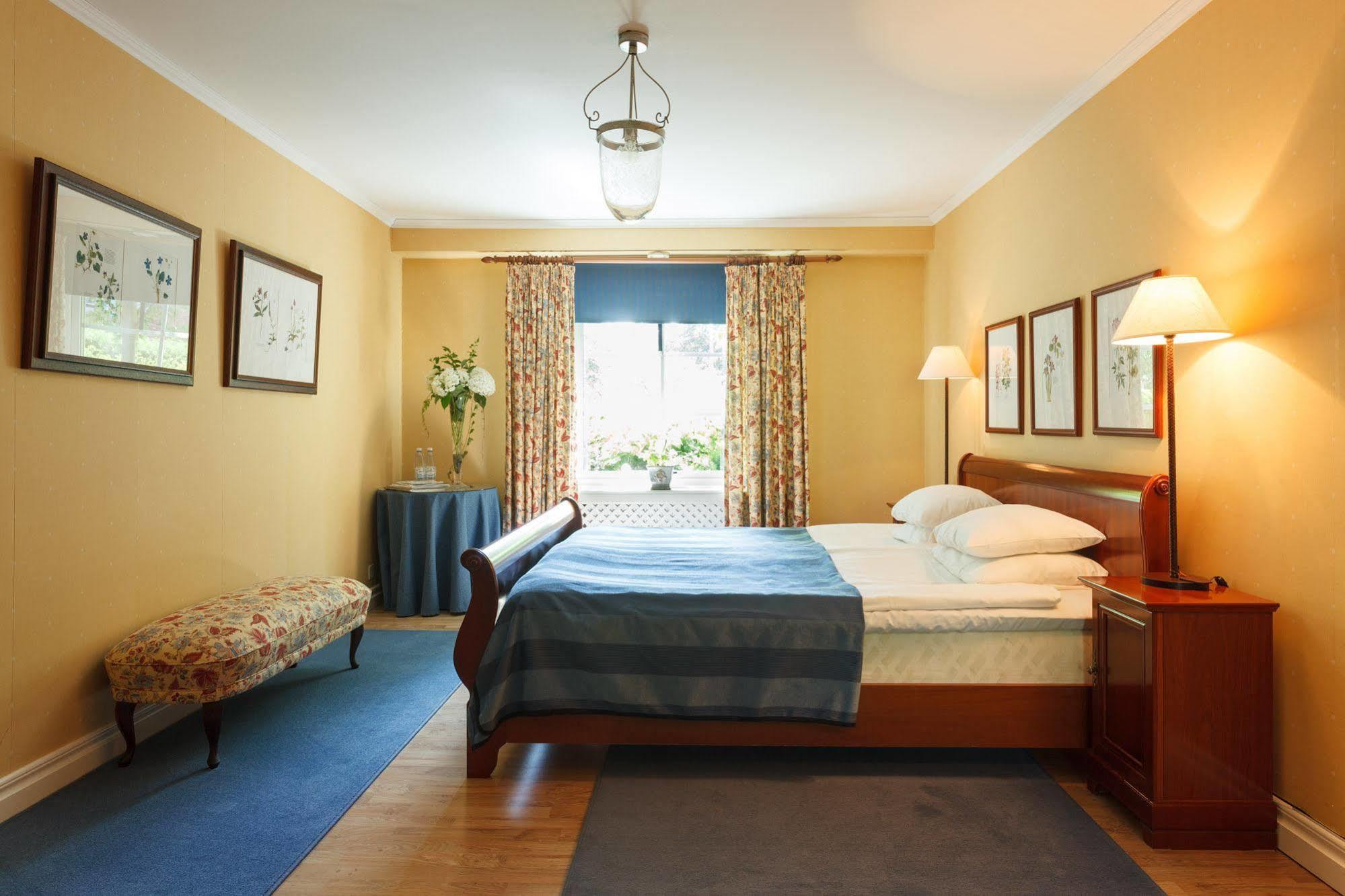 Thorskogs Slott Hotel Lödöse Buitenkant foto