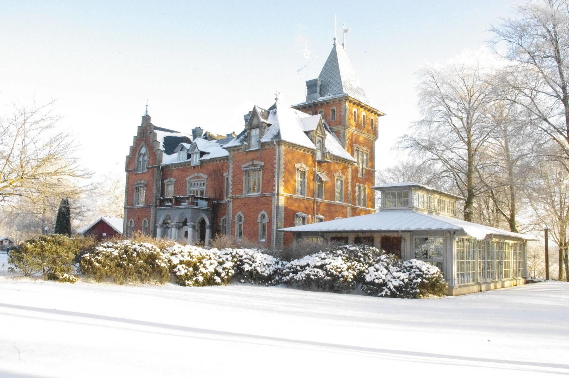 Thorskogs Slott Hotel Lödöse Buitenkant foto